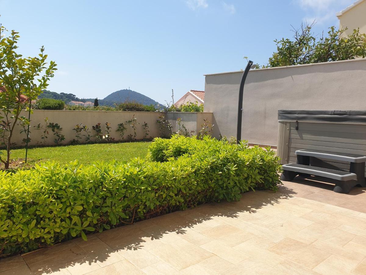 Abelia, Two Terraces, Hot Tub, Free Parking Διαμέρισμα Ντουμπρόβνικ Εξωτερικό φωτογραφία